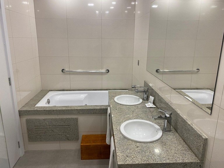 NOVO Studio 506 - Hidro, Lareira  e Piscina Quente