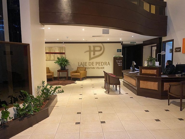 Glamuroso Studio no Laje de Pedra Mountain | 3023