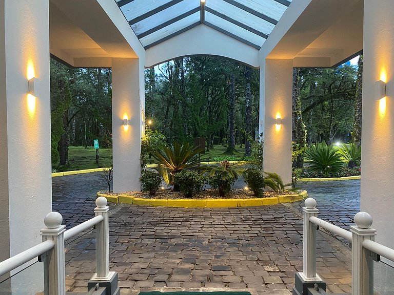 Glamuroso Studio no Laje de Pedra Mountain | 3023