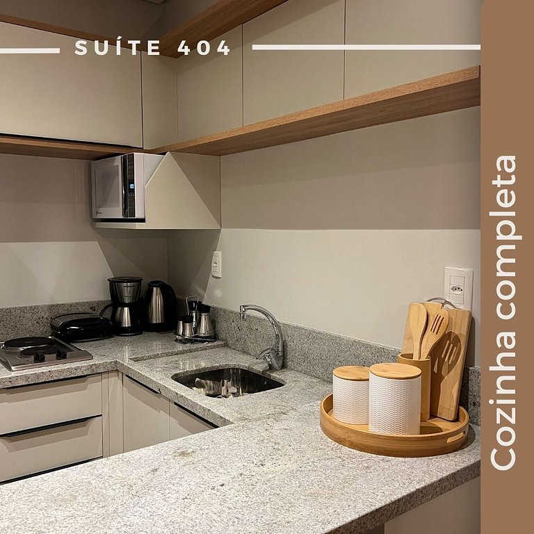 Flat Conforto Amplo com Piscina Climatizada - 404