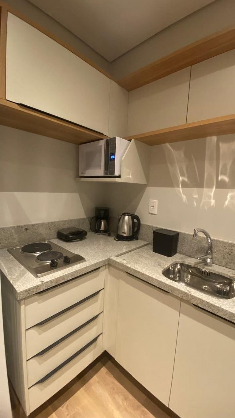 NOVO Studio 102 | Piscina Aq | Academ | Sauna (Joana)