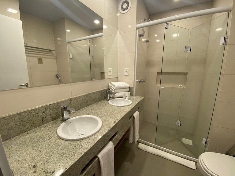 NOVO Stúdio 210 | Piscina Aq | Academ | Sauna (Joana)