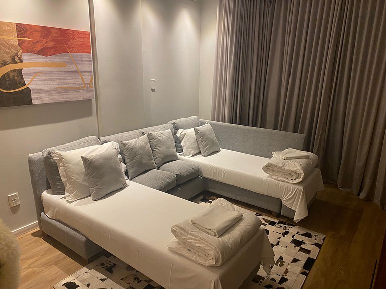 NOVO Stúdio 210 | Piscina Aq | Academ | Sauna (Joana)